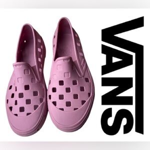 VANS Limited Edition Trek Slip-On Shoes – Lilac Rubber